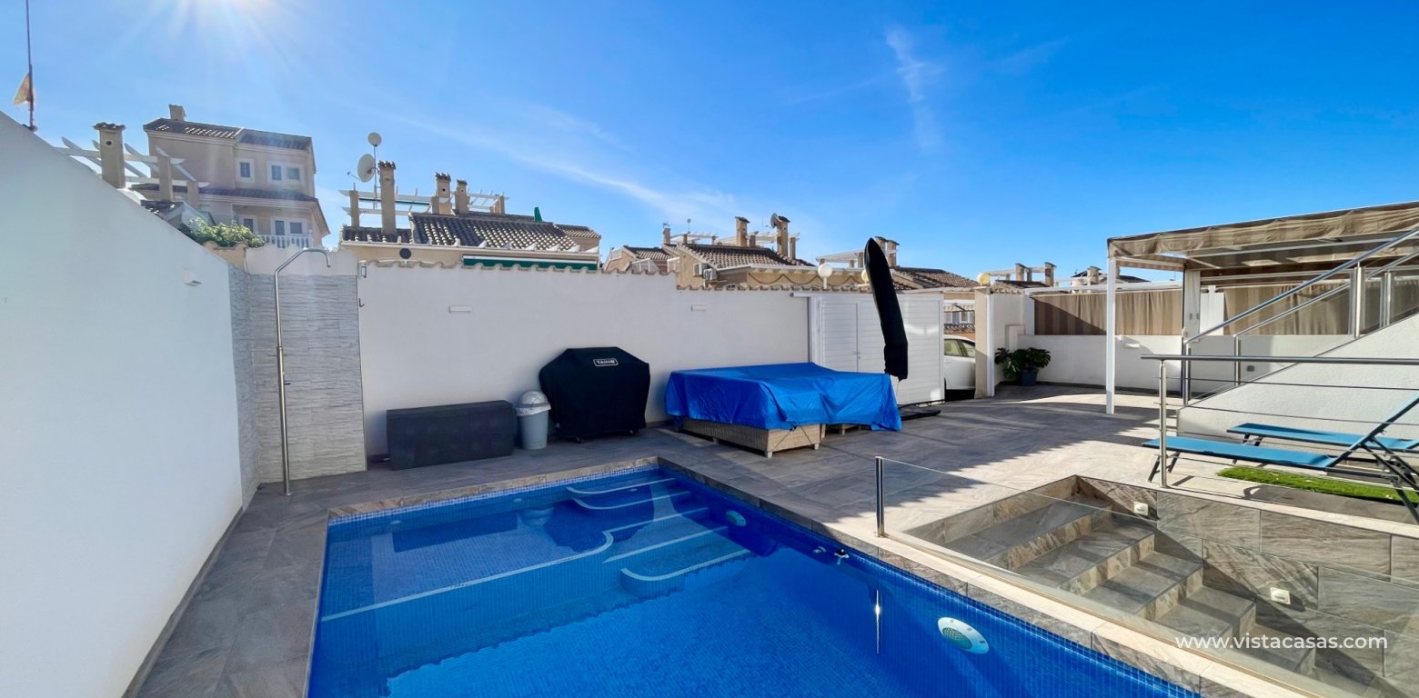 Resale - Villa - Los Altos