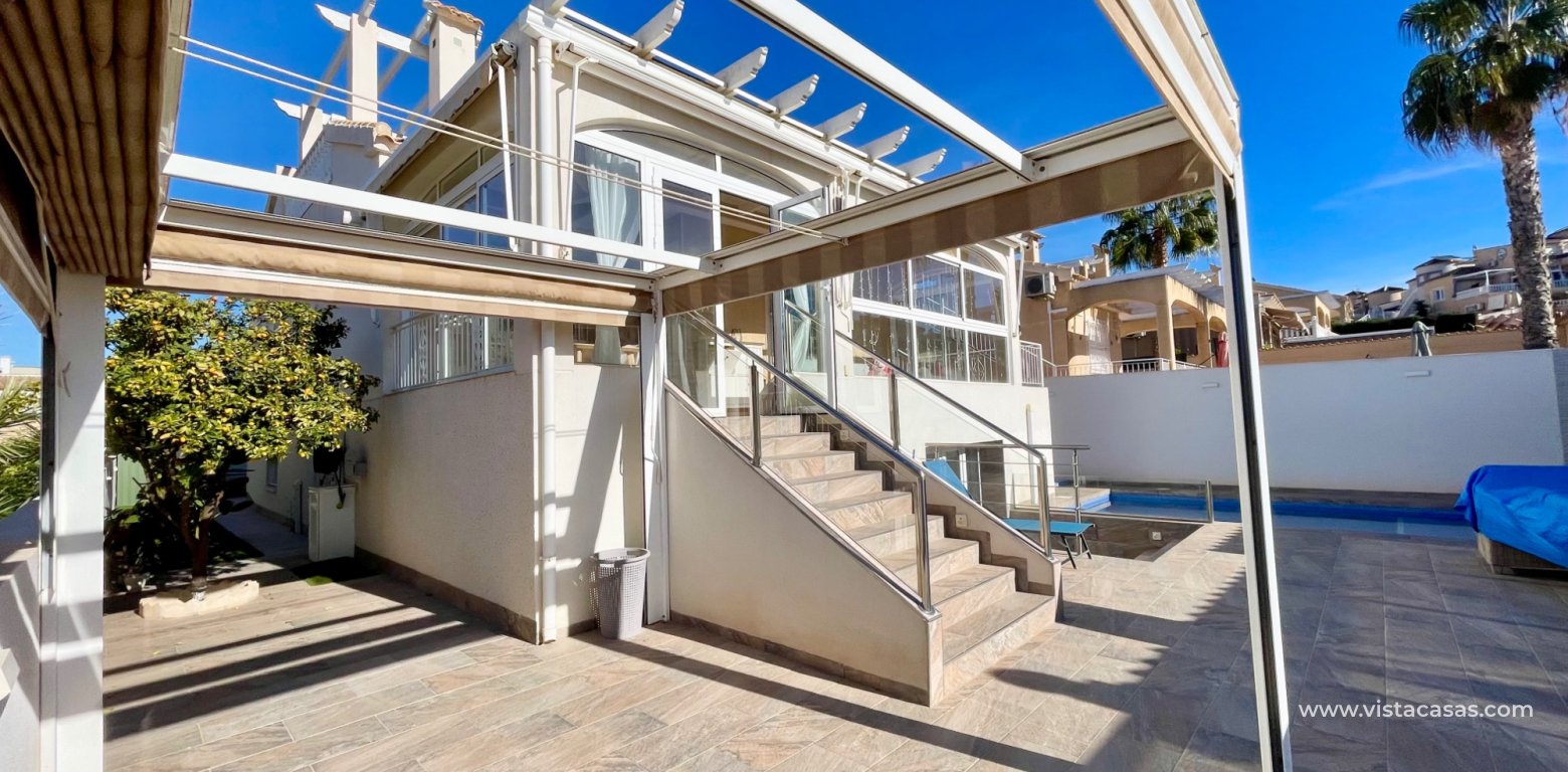 Resale - Villa - Los Altos