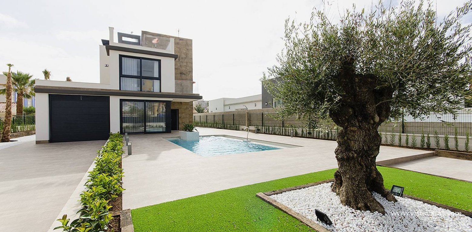 Pierwotny - Villa - Campoamor