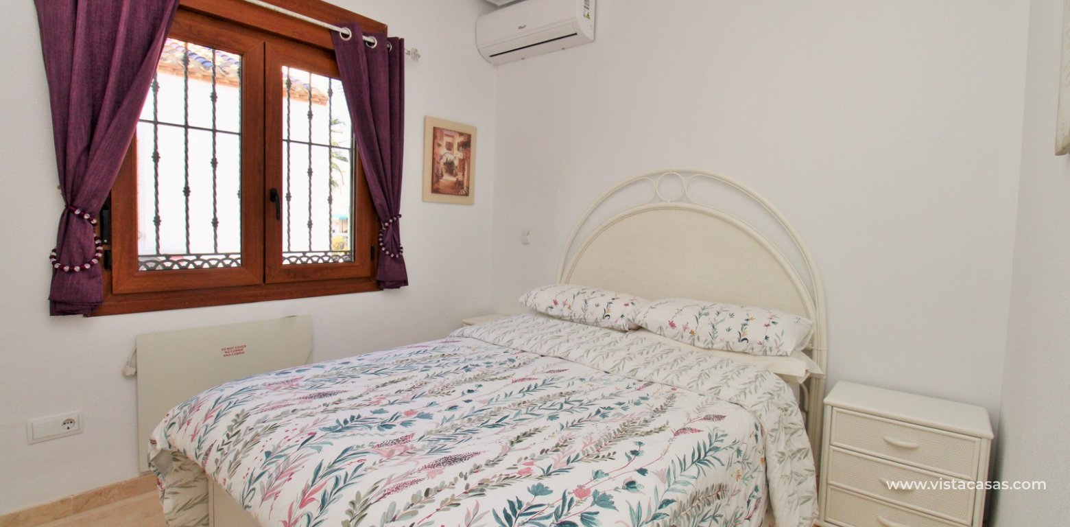 Pau 8 Villamartin 2 Bed Top-Floor Home with Pool Views double bedroom