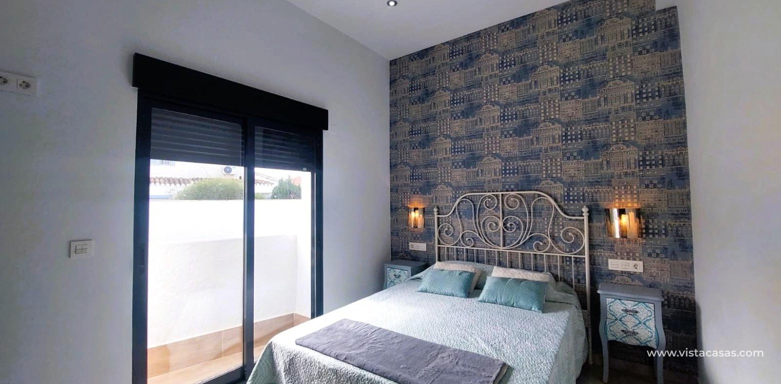 Venta - Chalet - Pilar de la Horadada - Torre de la Horadada