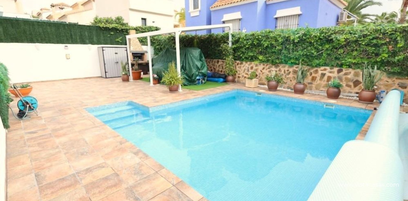 Venta - Chalet - Villamartin