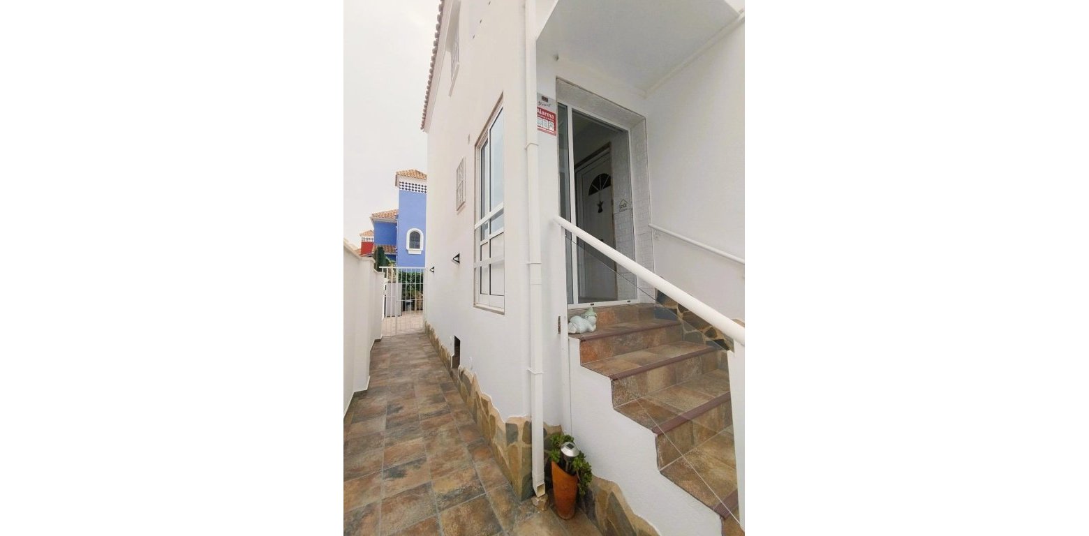 Venta - Chalet - Villamartin