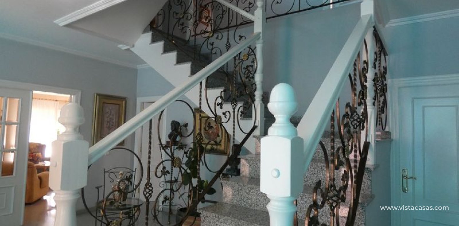 Resale - Villa - Almoradí