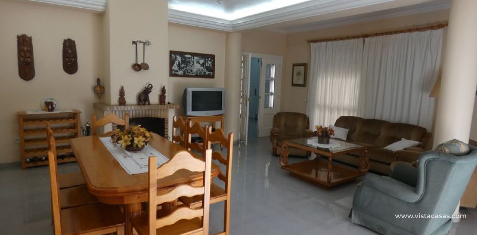 Resale - Villa - Almoradí