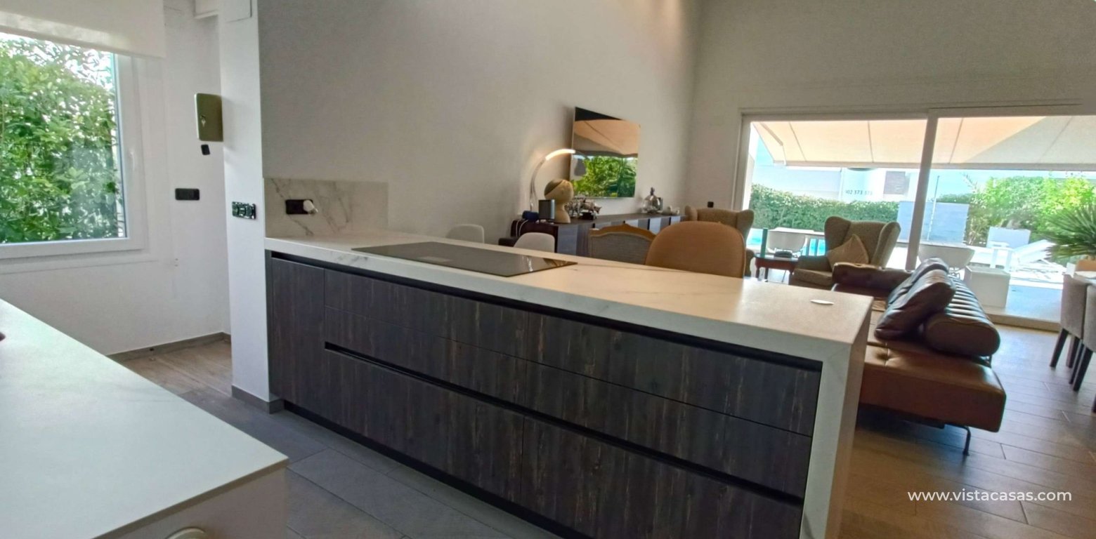 Resale - Villa - Algorfa - La Finca Golf Resort