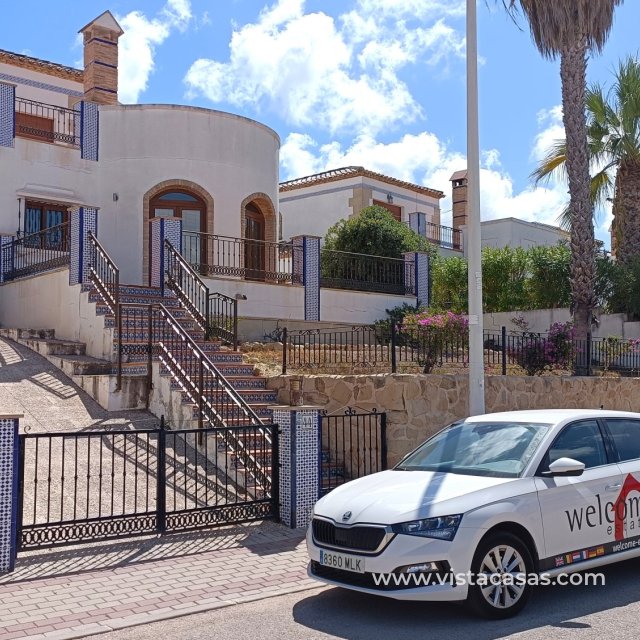 Villa - Resale - Algorfa - La Finca Golf Resort