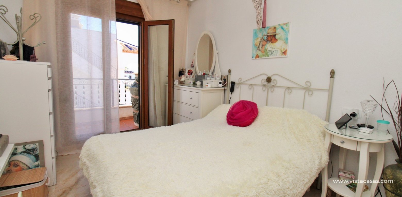 Sofia Style Townhouse for Sale in Pau 8 Villamartin master bedroom