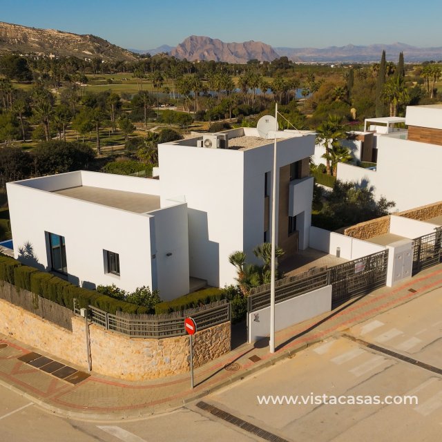 Villa - Resale - Algorfa - La Finca Golf Resort