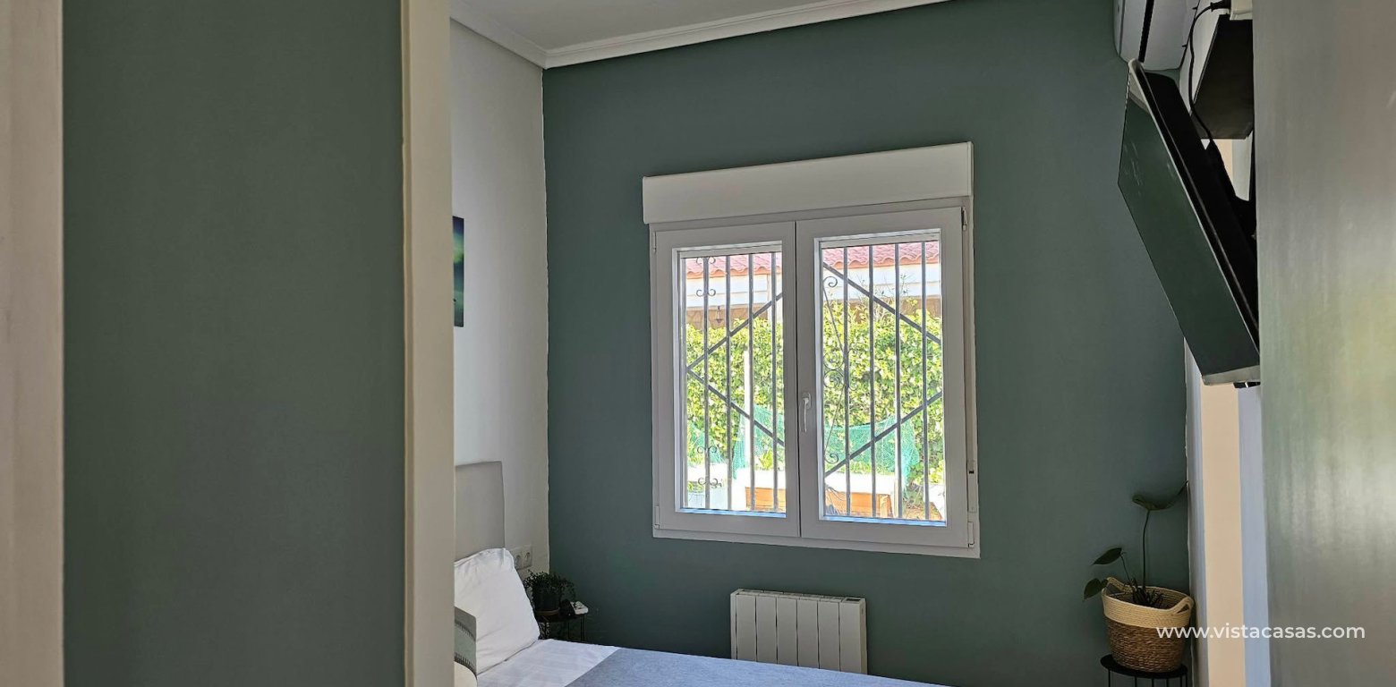 Resale - Villa - La Marina