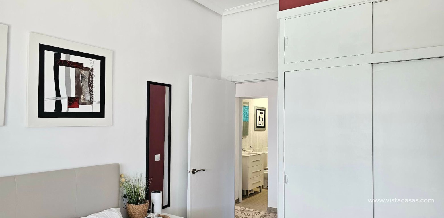 Resale - Villa - La Marina