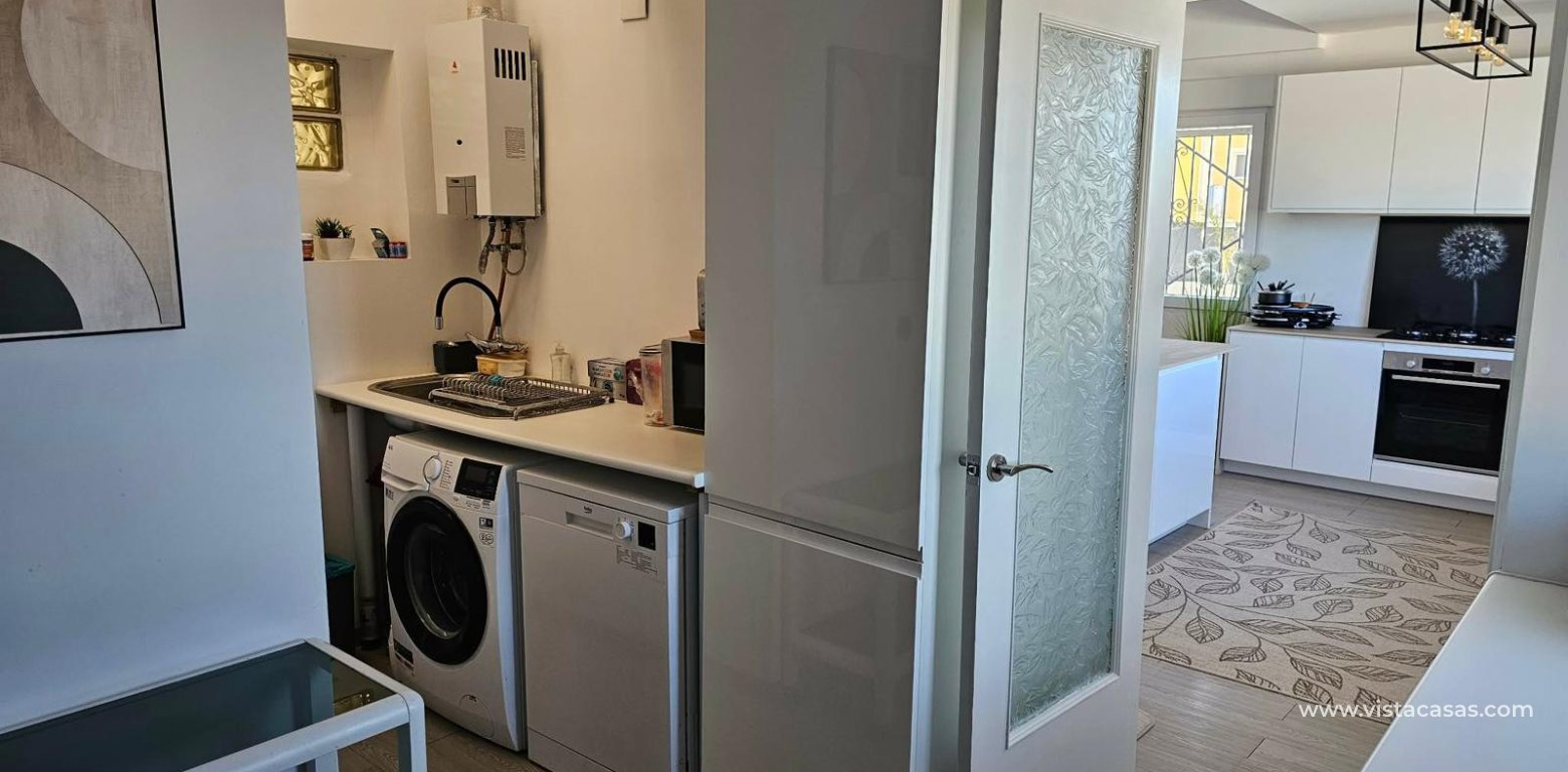 Resale - Villa - La Marina