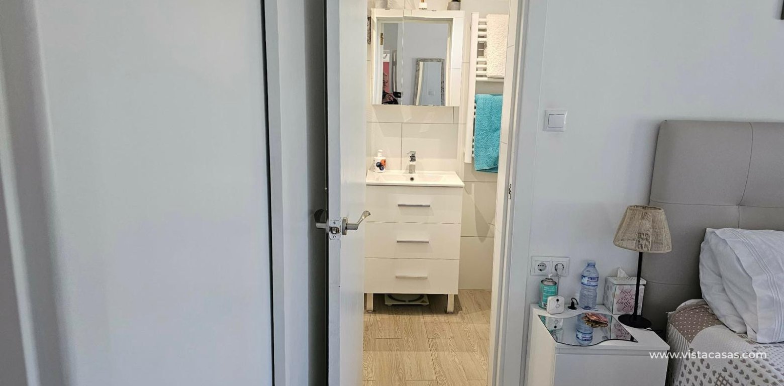 Resale - Villa - La Marina