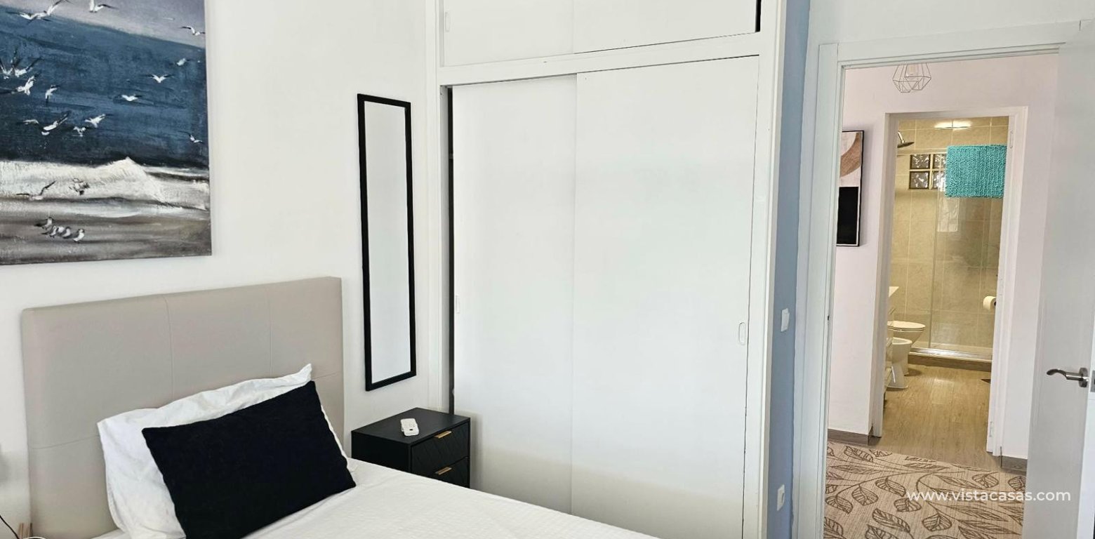 Resale - Villa - La Marina