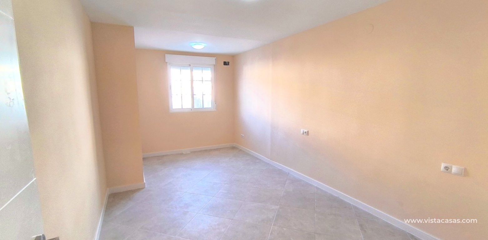 Resale - Bungalow - Torrevieja - El Chaparral