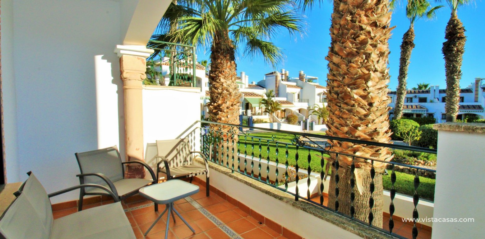 Sofía-Style Townhouse For Sale in R9 Pau 8 Villamartin terrace front