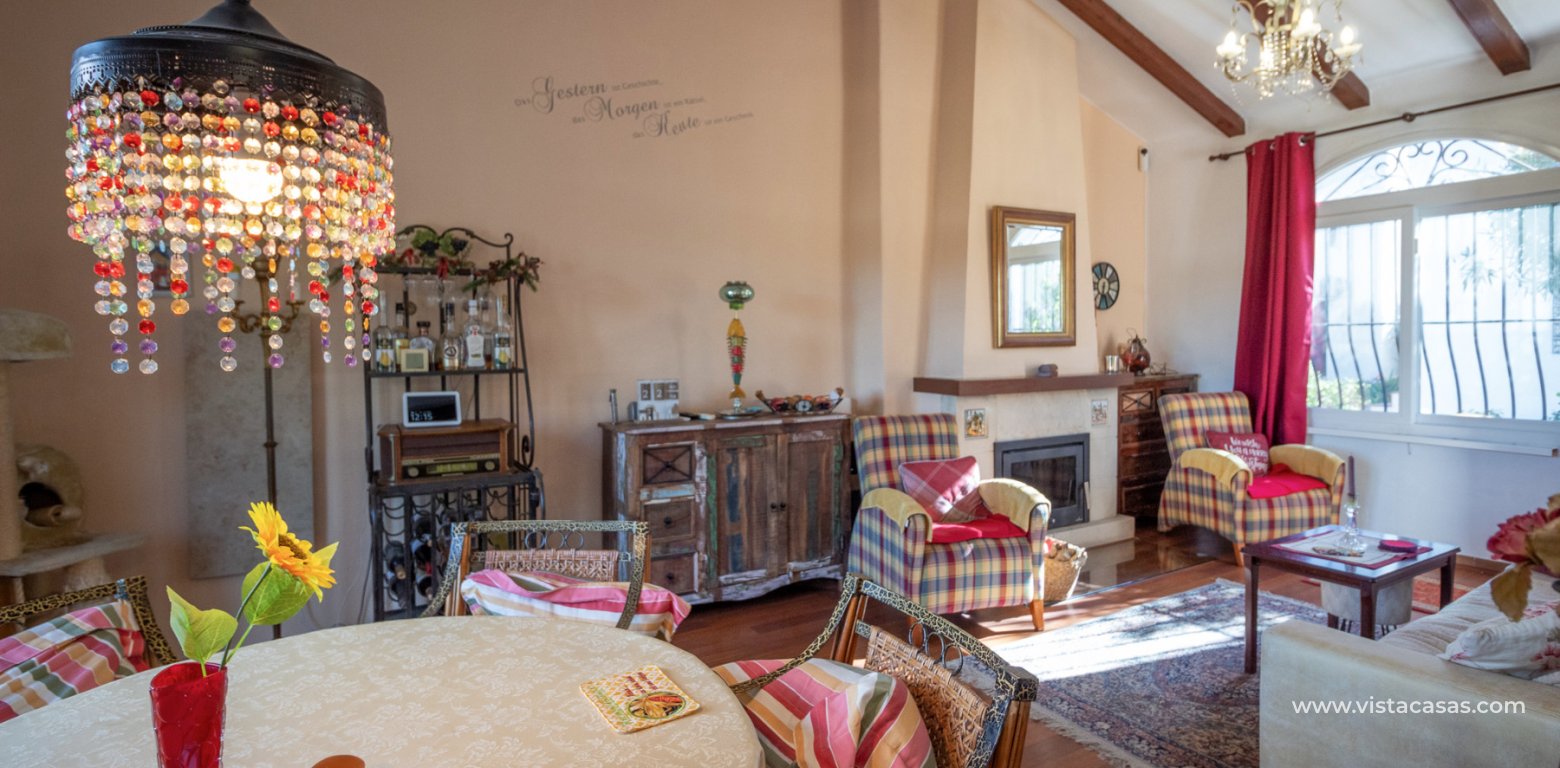 Resale - Villa - Villamartin