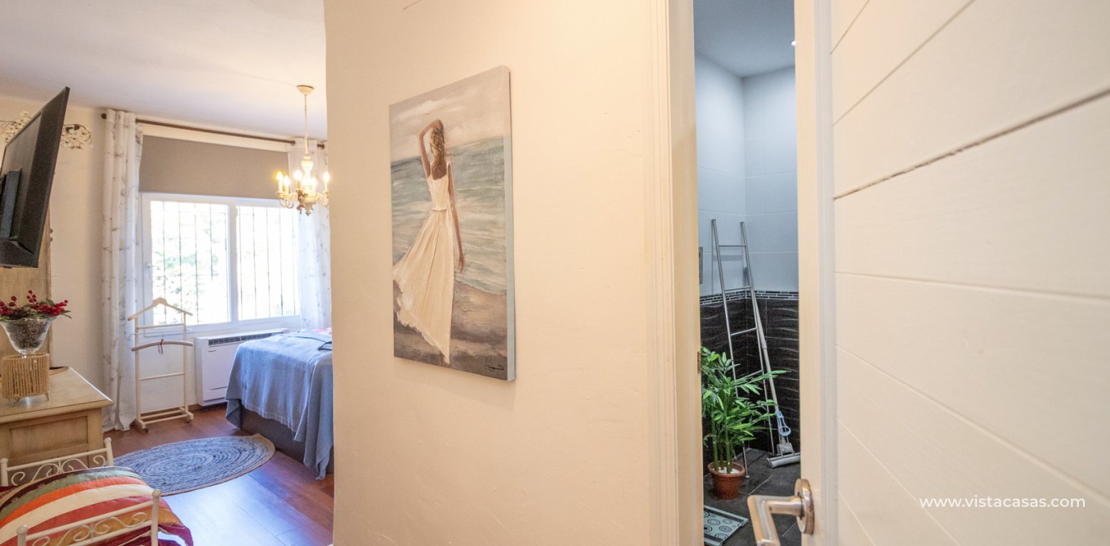 Resale - Villa - Villamartin