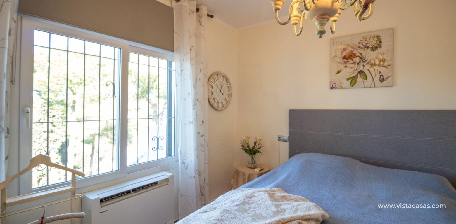 Resale - Villa - Villamartin