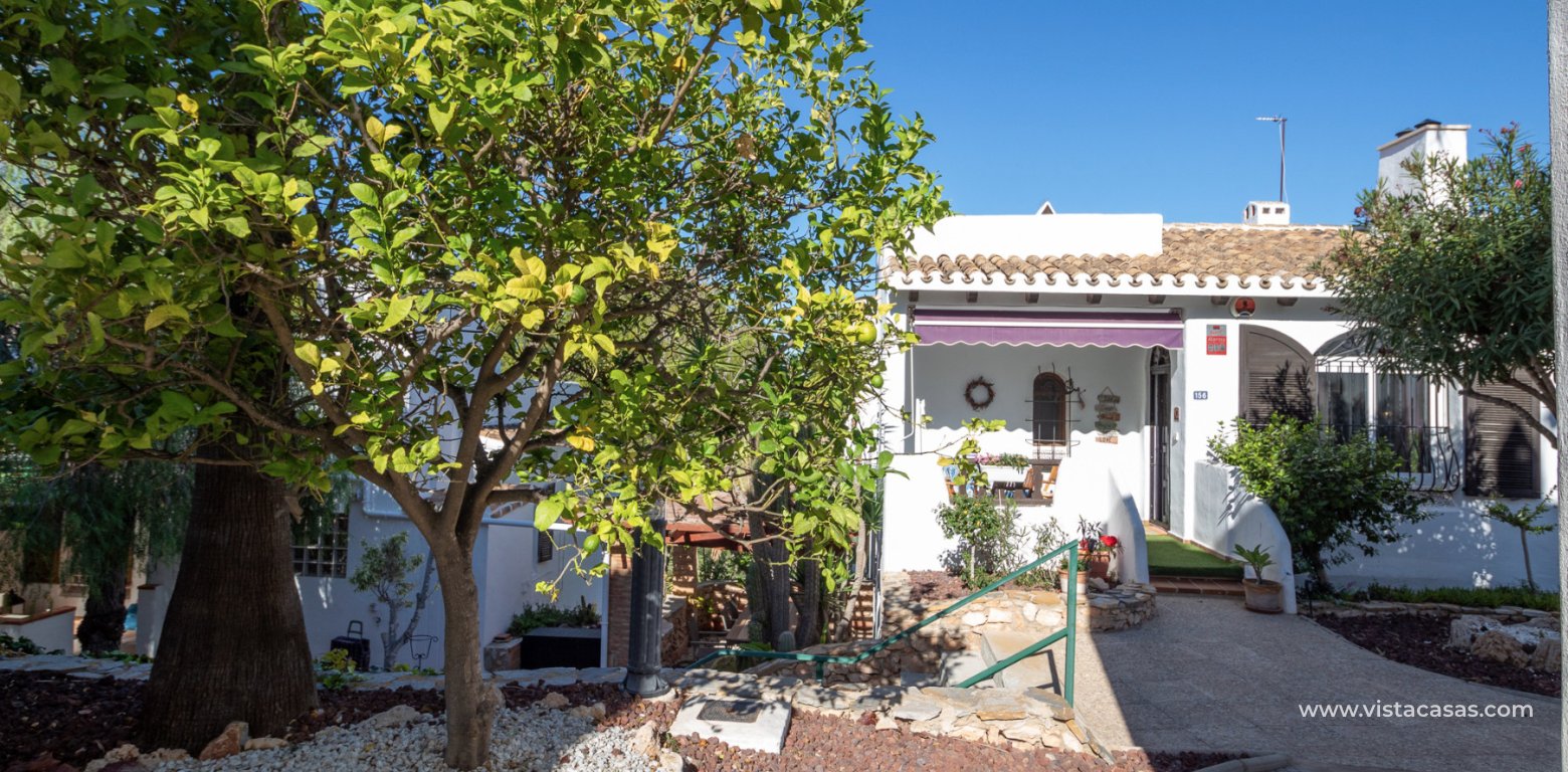 Resale - Villa - Villamartin