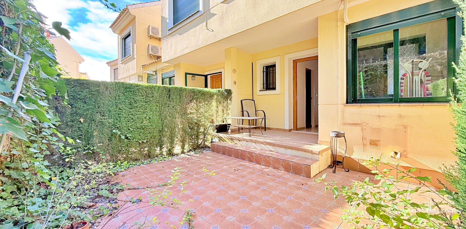 Resale - Townhouse - Villamartin