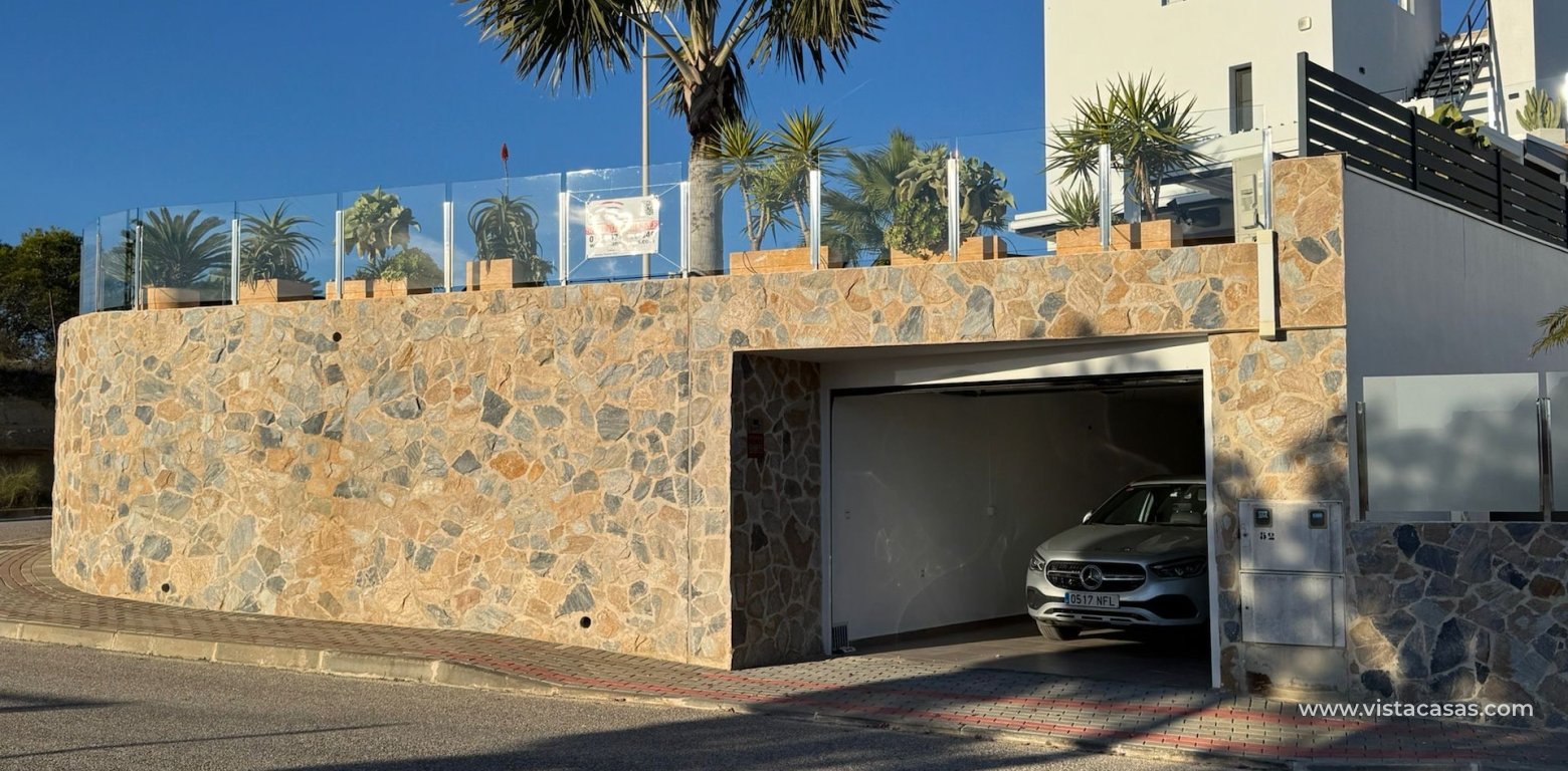 Resale - Villa - Algorfa - La Finca Golf Resort