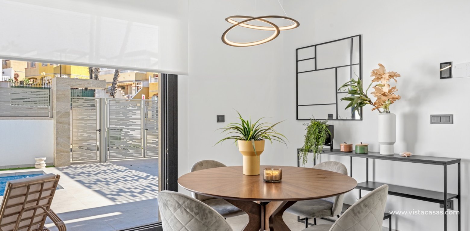 Sale - Villa - Villamartin