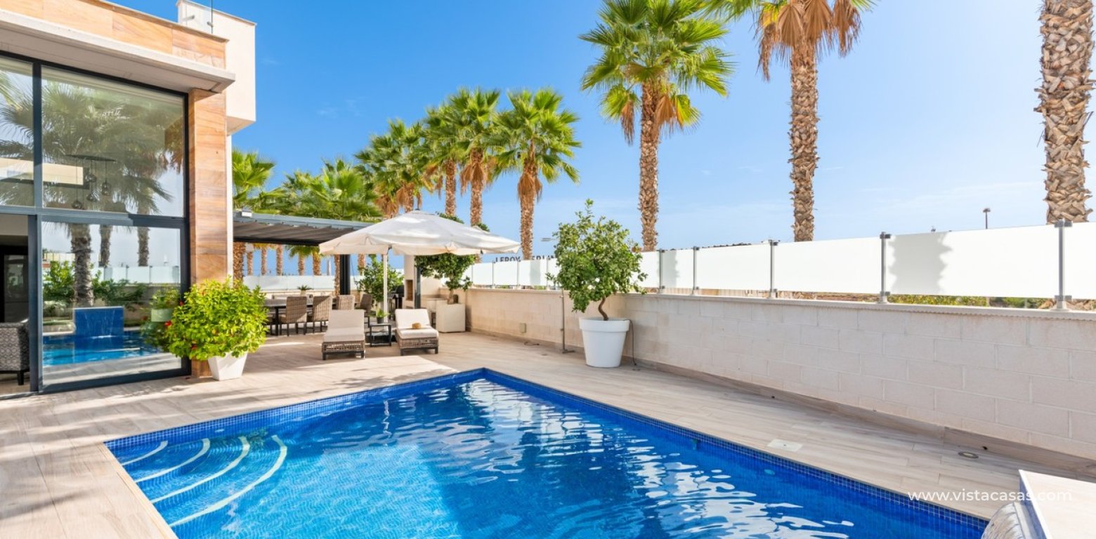 Sale - Villa - Cabo Roig