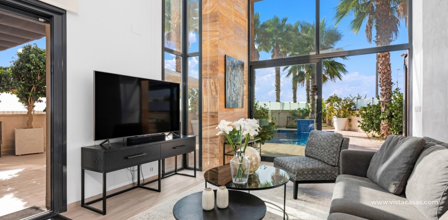 Sale - Villa - Cabo Roig