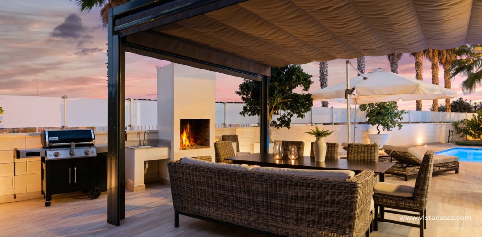 Sale - Villa - Cabo Roig