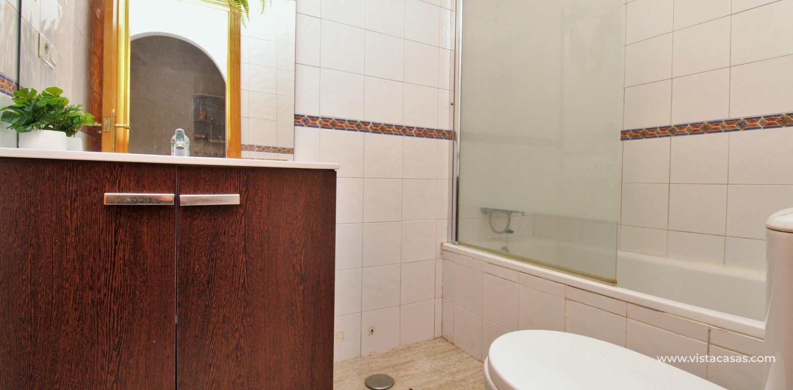 Resale - Apartment - Villamartin