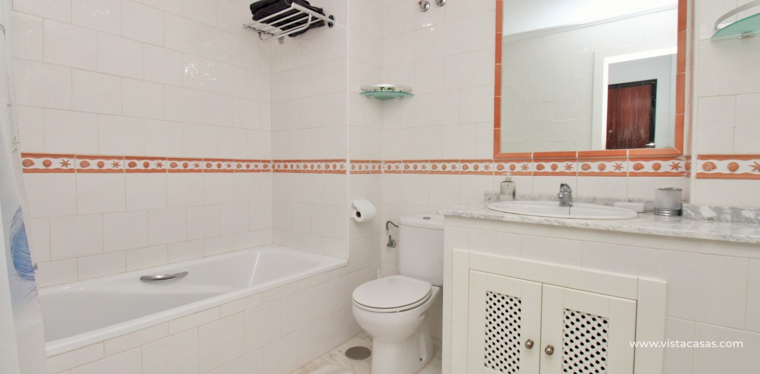 2 Bed Apartment with Lift & Pool For Sale in Pau 8 Villamartin bathroom
