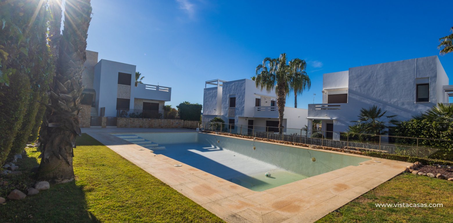 Resale - Villa - Algorfa - La Finca Golf Resort