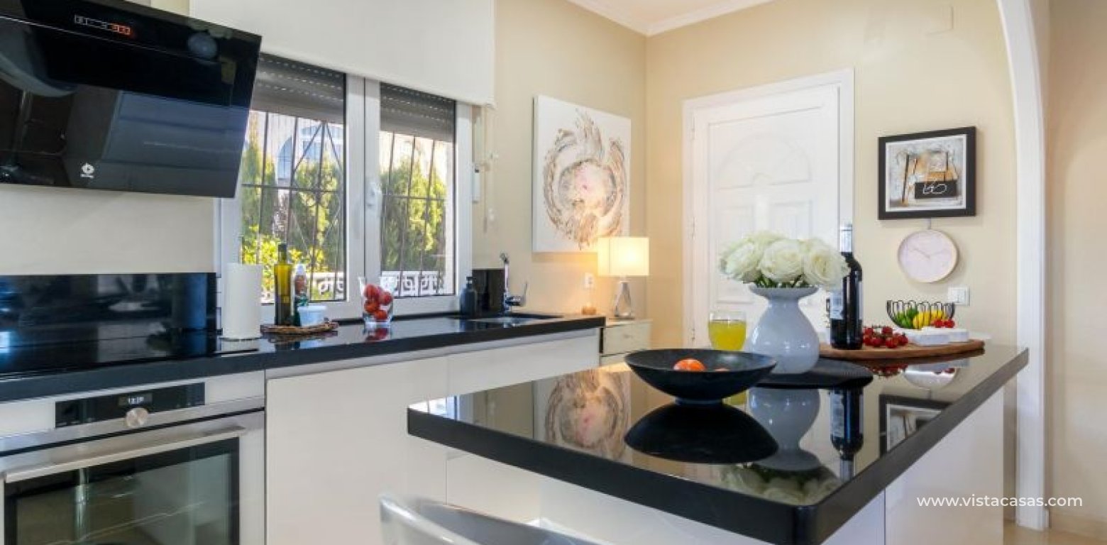 Resale - Townhouse - Torrevieja - El Chaparral