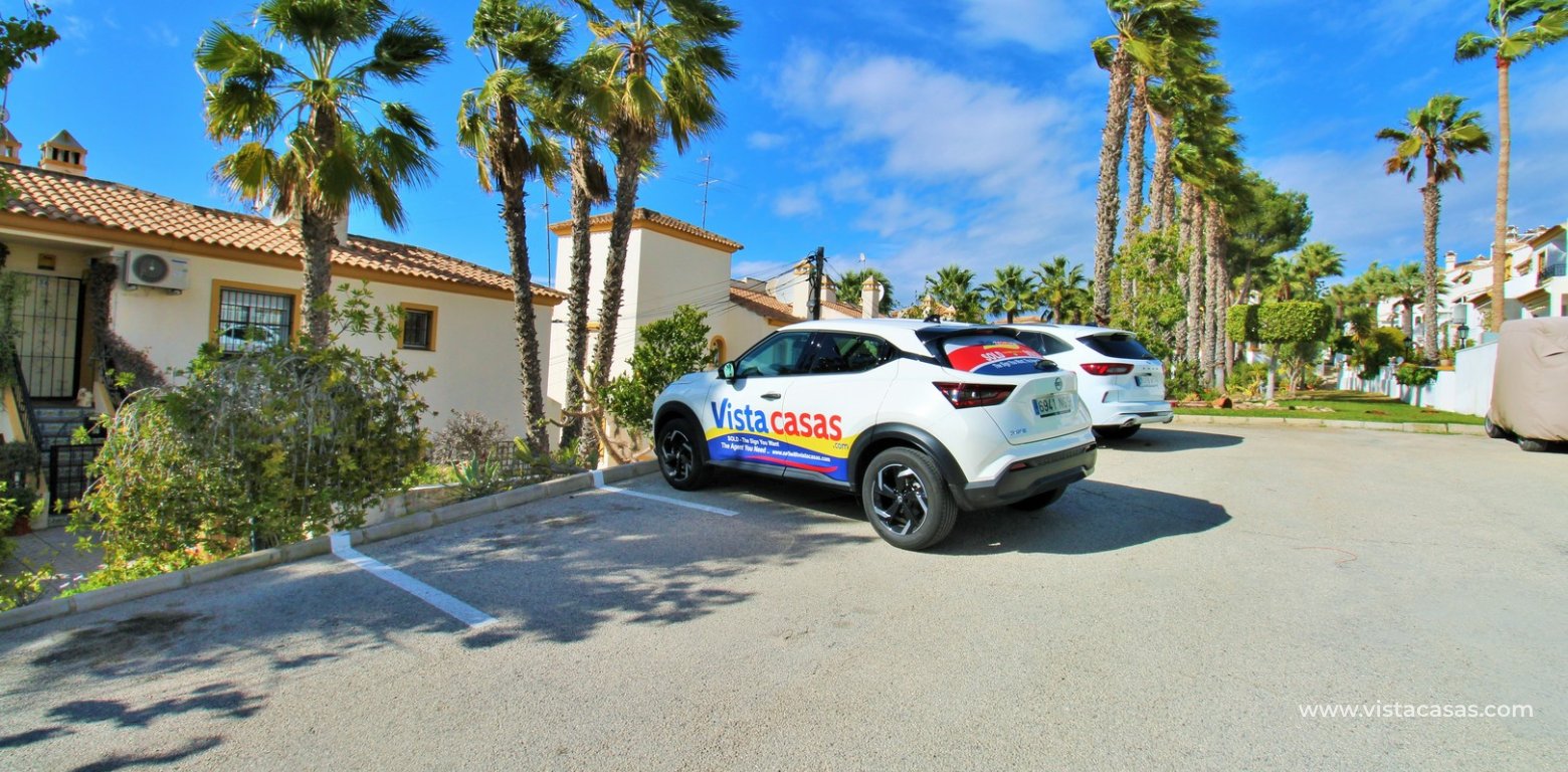 South Facing 2 Bed Apartment For Sale Near Villamartin Golf communal parking