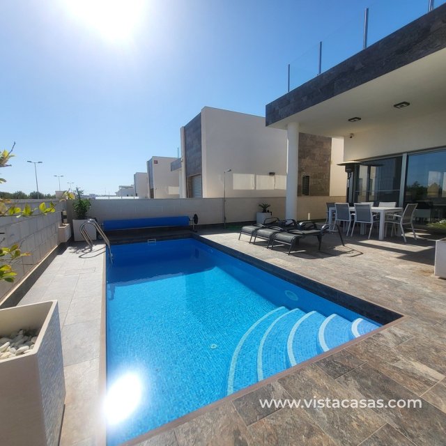 Chalet - Venta - Villamartin - Villamartin