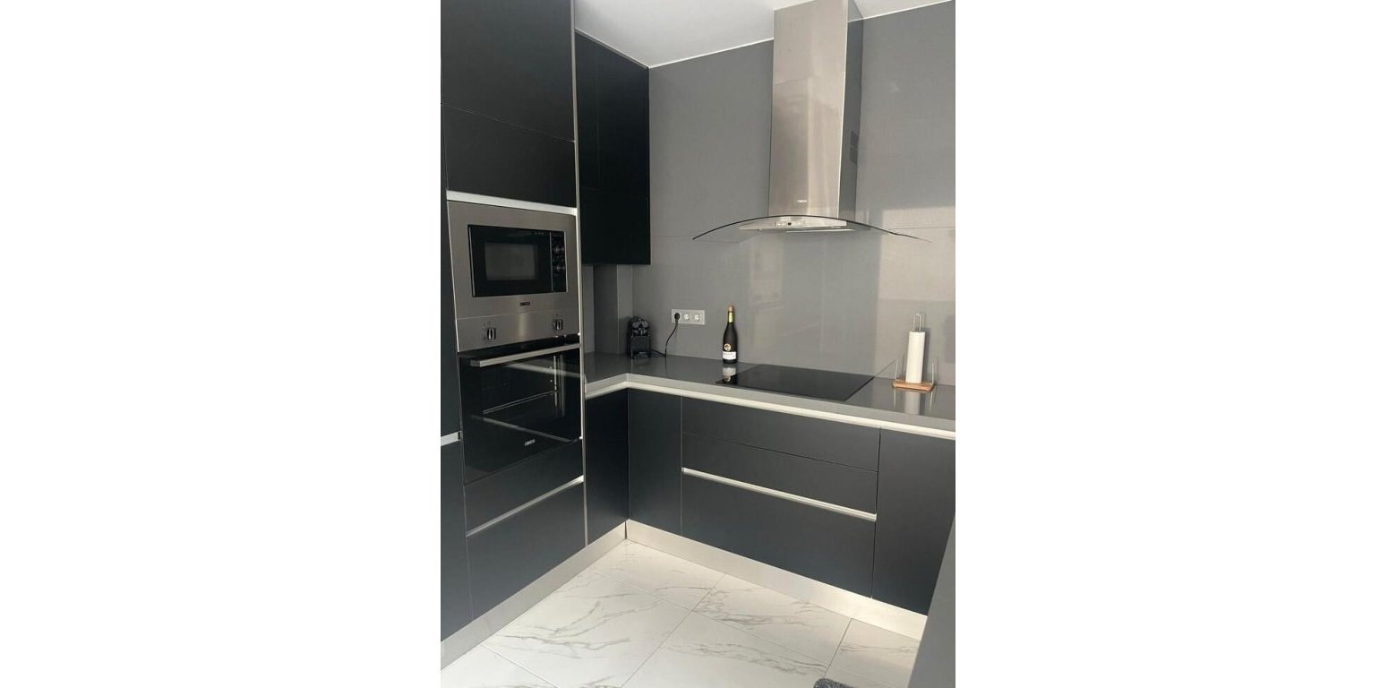 Resale - Villa - Villamartin