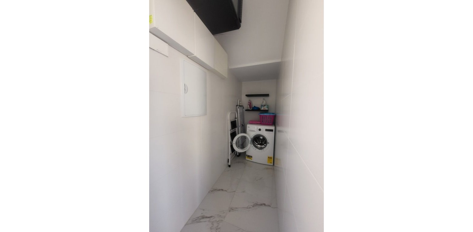 Resale - Villa - Villamartin