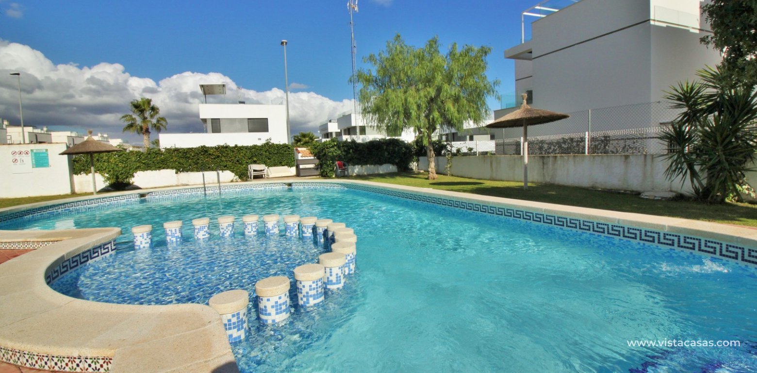 Communal pool Entregolf Villamartin