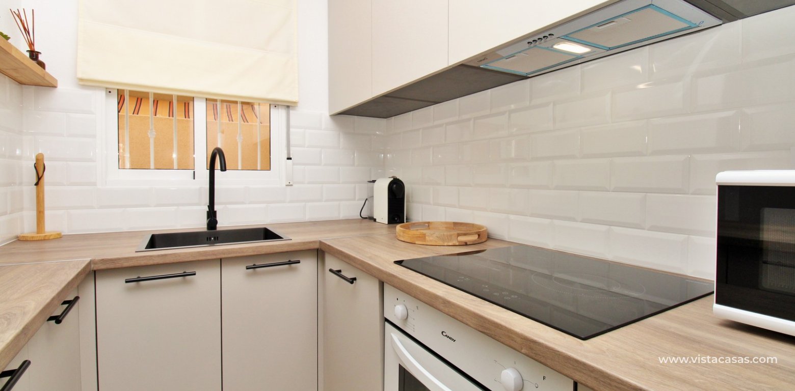 Refurbished Townhouse with Solarium For Sale in Florida Golf kitchen 2