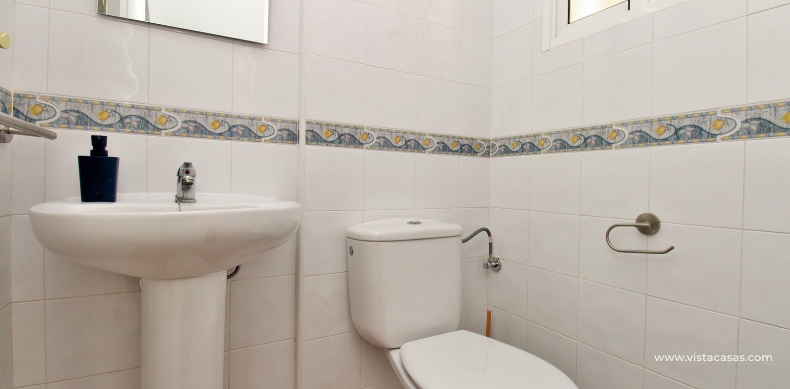 Refurbished Townhouse with Solarium For Sale in Florida Golf wc