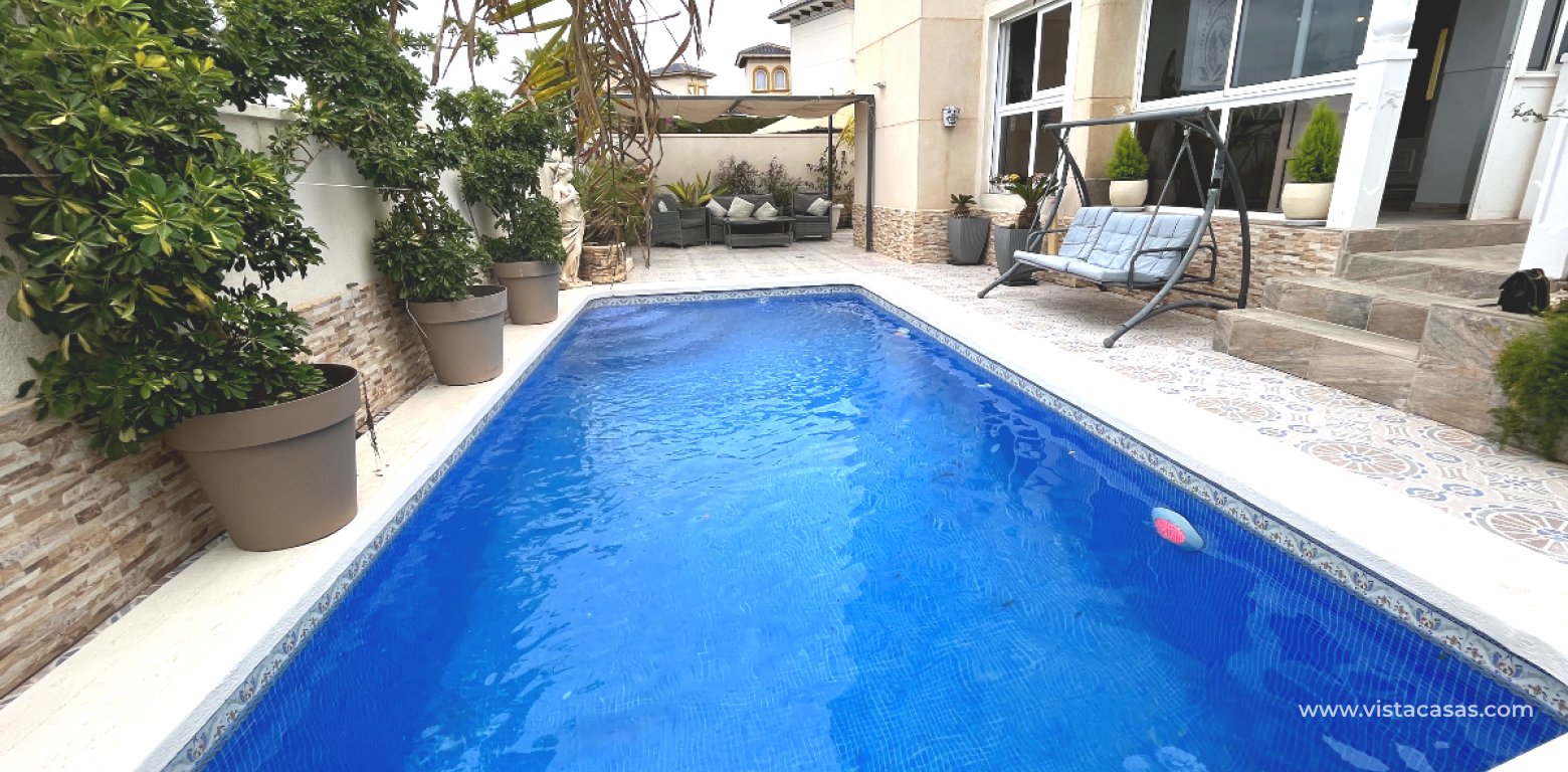 Resale - Villa - Playa Flamenca