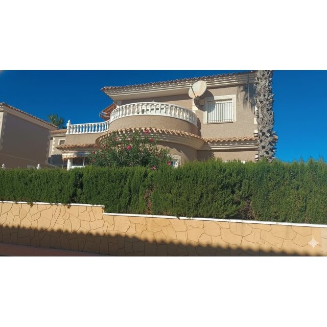 Villa - Sale - Los Altos - Los Altos