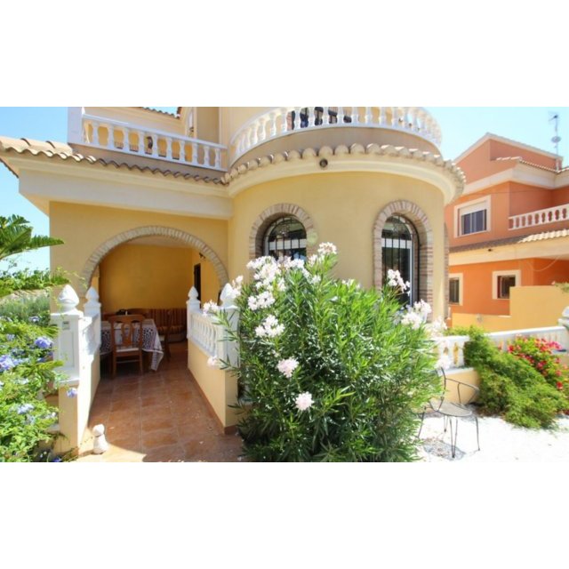 Villa - Sale - Villamartin - Villamartin