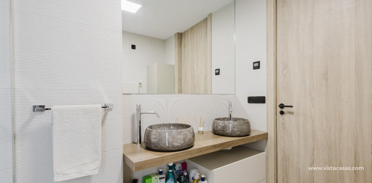 Sale - Villa - Algorfa - La Finca Golf Resort