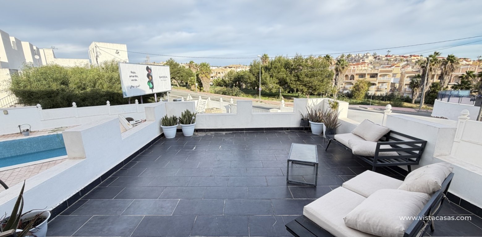 Resale - Villa - Villamartin