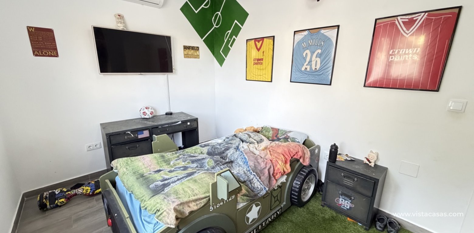 Resale - Villa - Villamartin