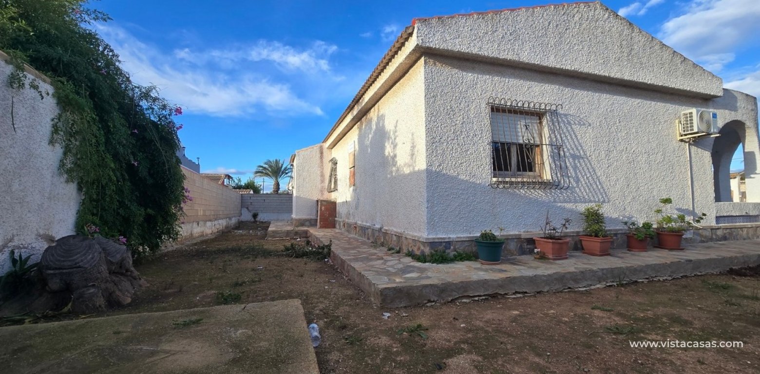 Sale - Villa - Torrevieja - El chaparral