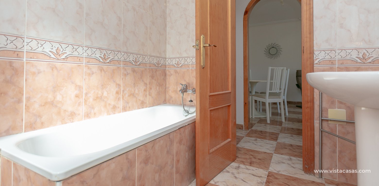 Resale - Apartment - Villamartin