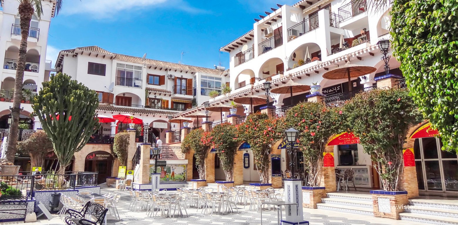 Resale - Apartment - Villamartin